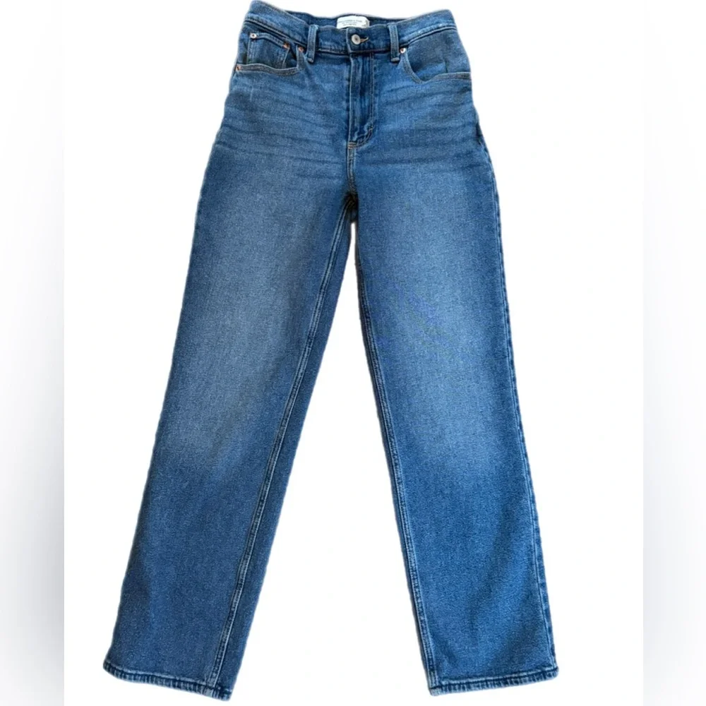 Abercrombie & Fitch 90’s Straight Ultra High Rise Jean Size 2 Regular 26 - Picture 7 of 16